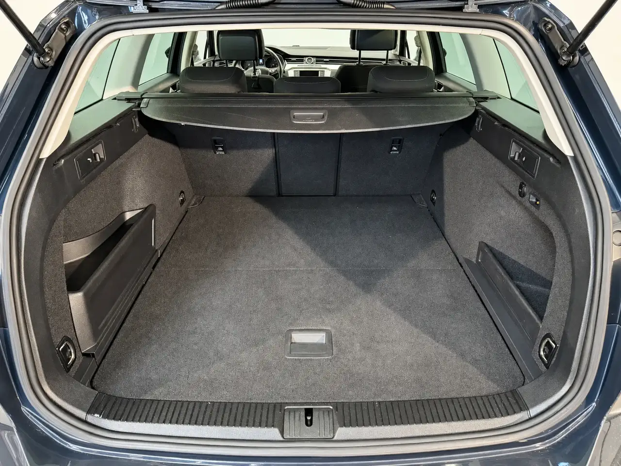 Volkswagen Passat Variant - 5