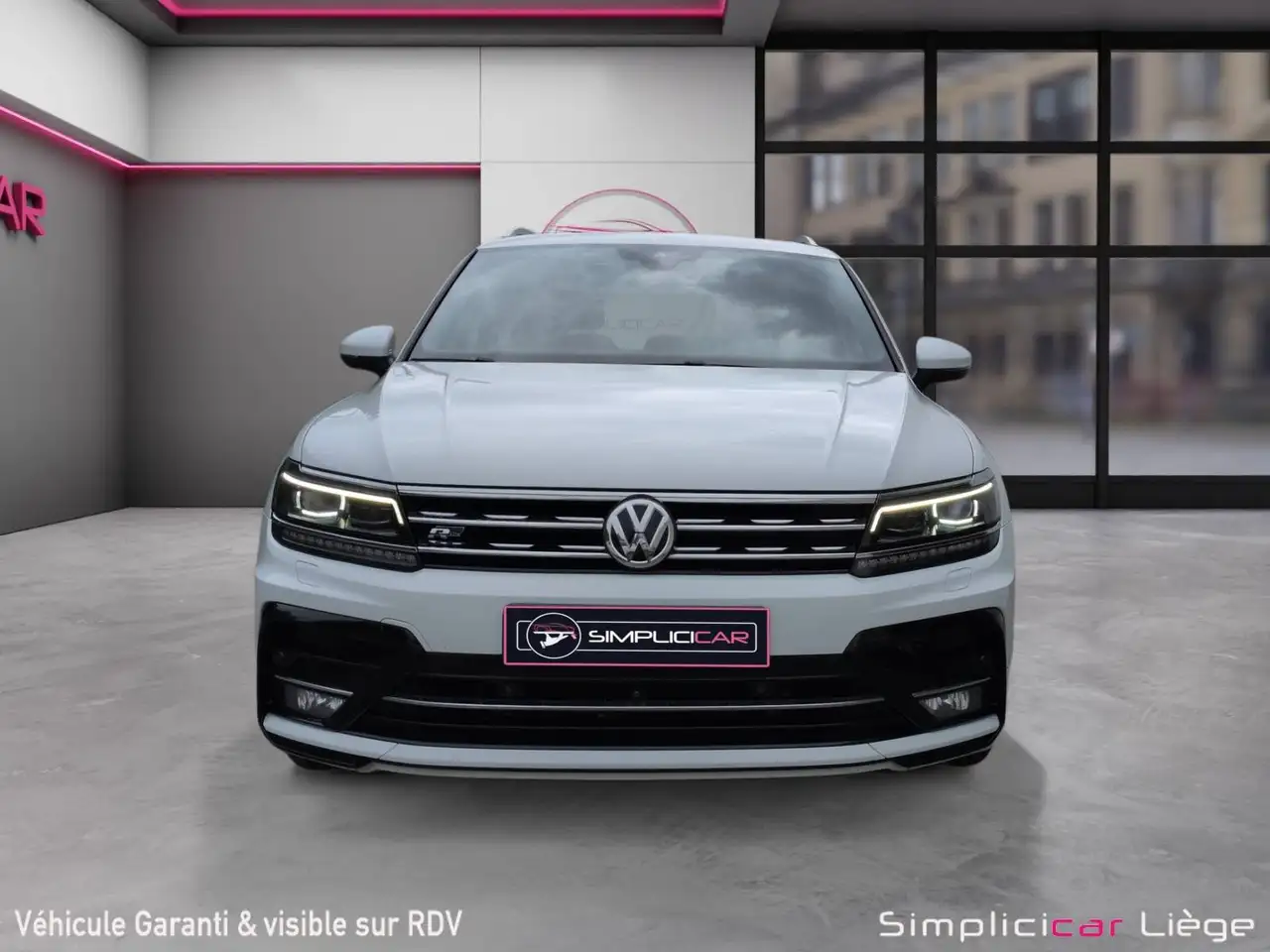Volkswagen Tiguan - 2