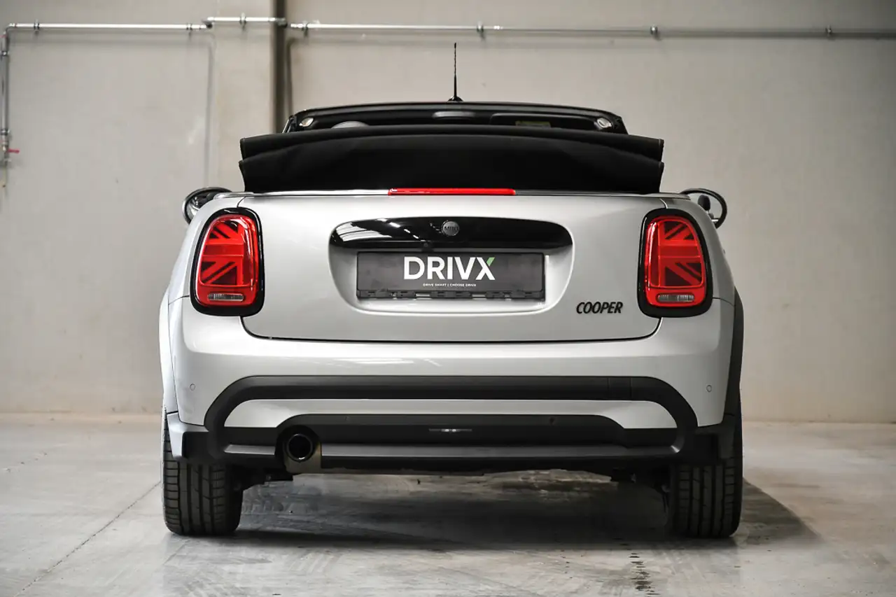 MINI Cooper Cabrio - 4