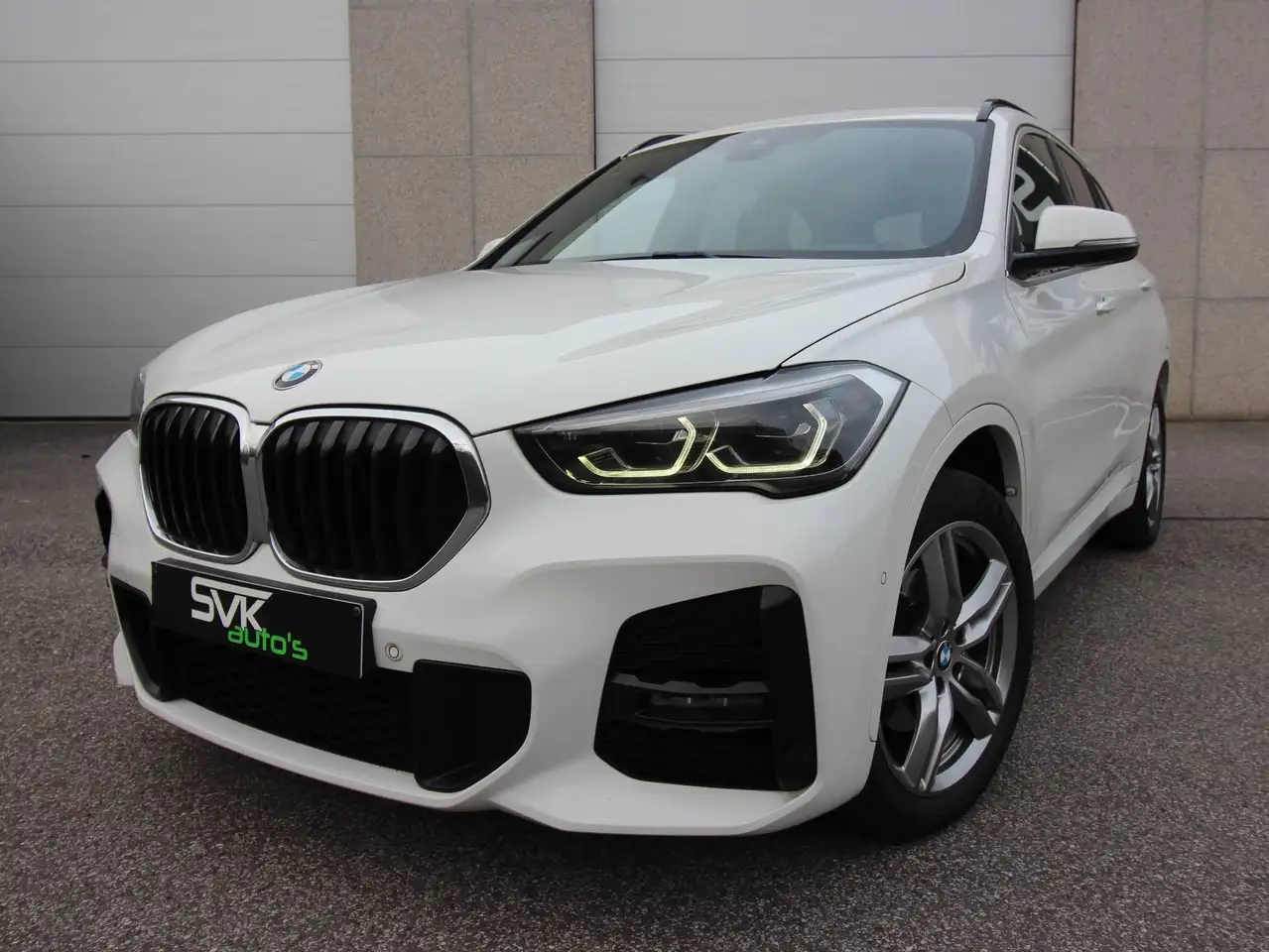 BMW X1 - 1
