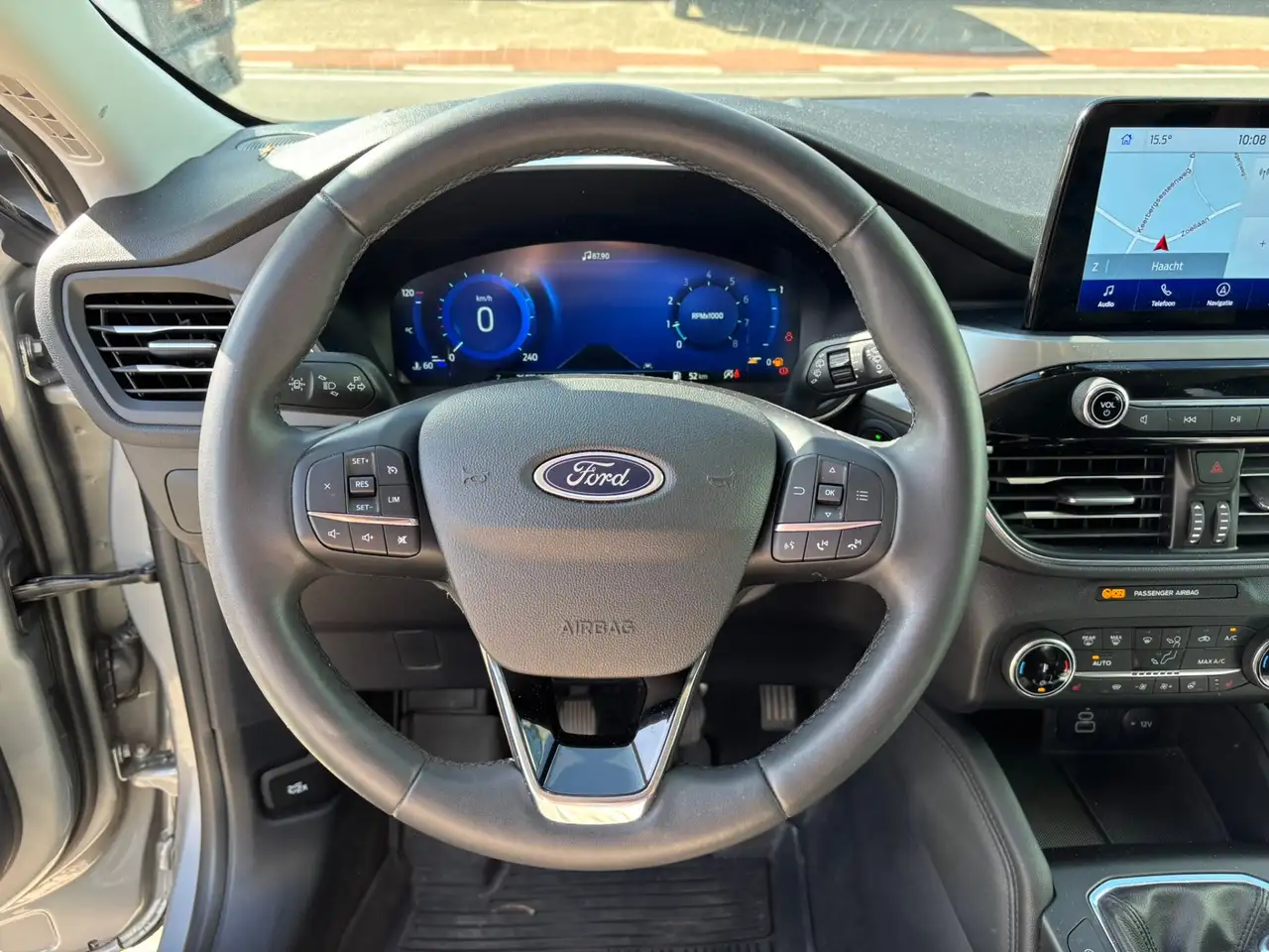 Ford Kuga - 8