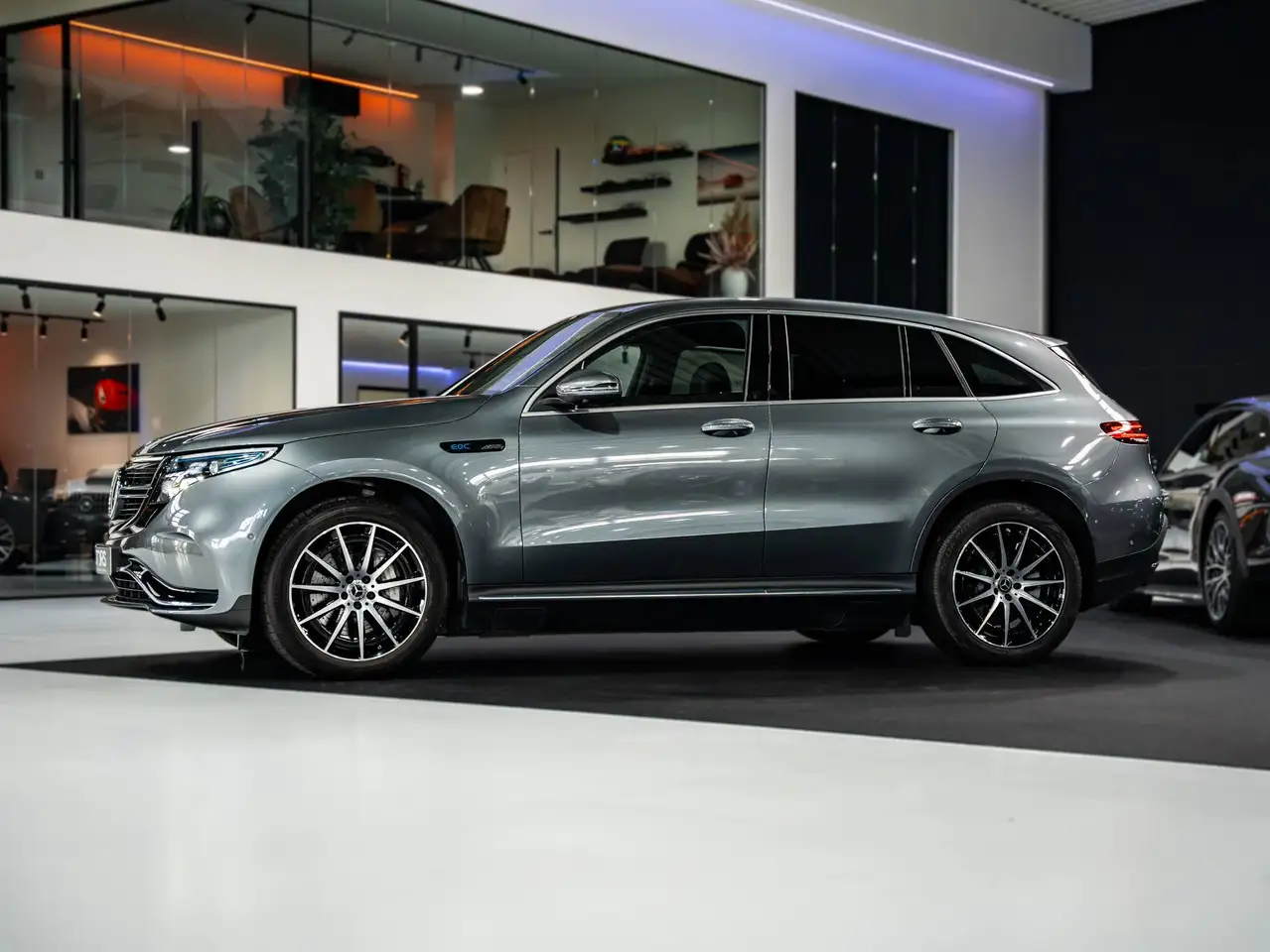 Mercedes-Benz EQC 400 - 2
