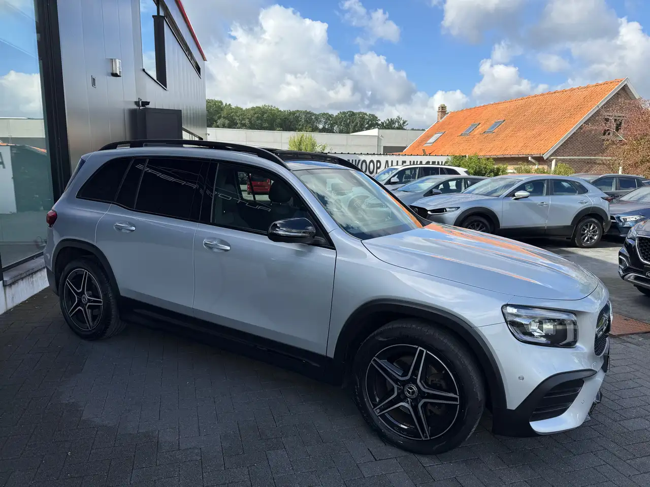 Mercedes-Benz GLB 200 - 3