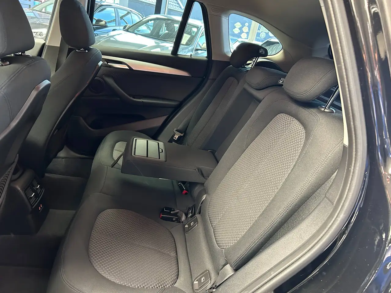 BMW X1 - 8