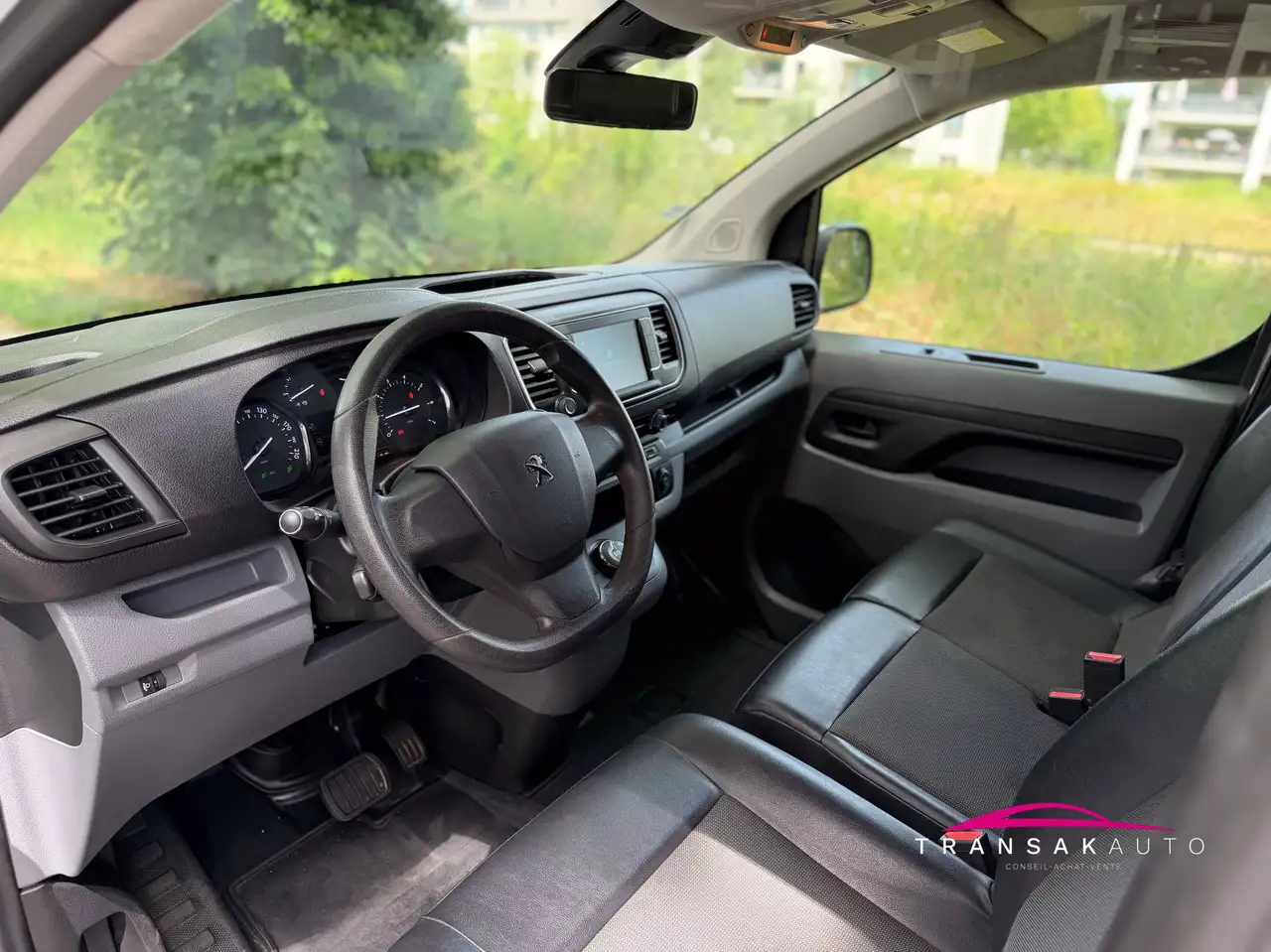 Peugeot Expert - 8