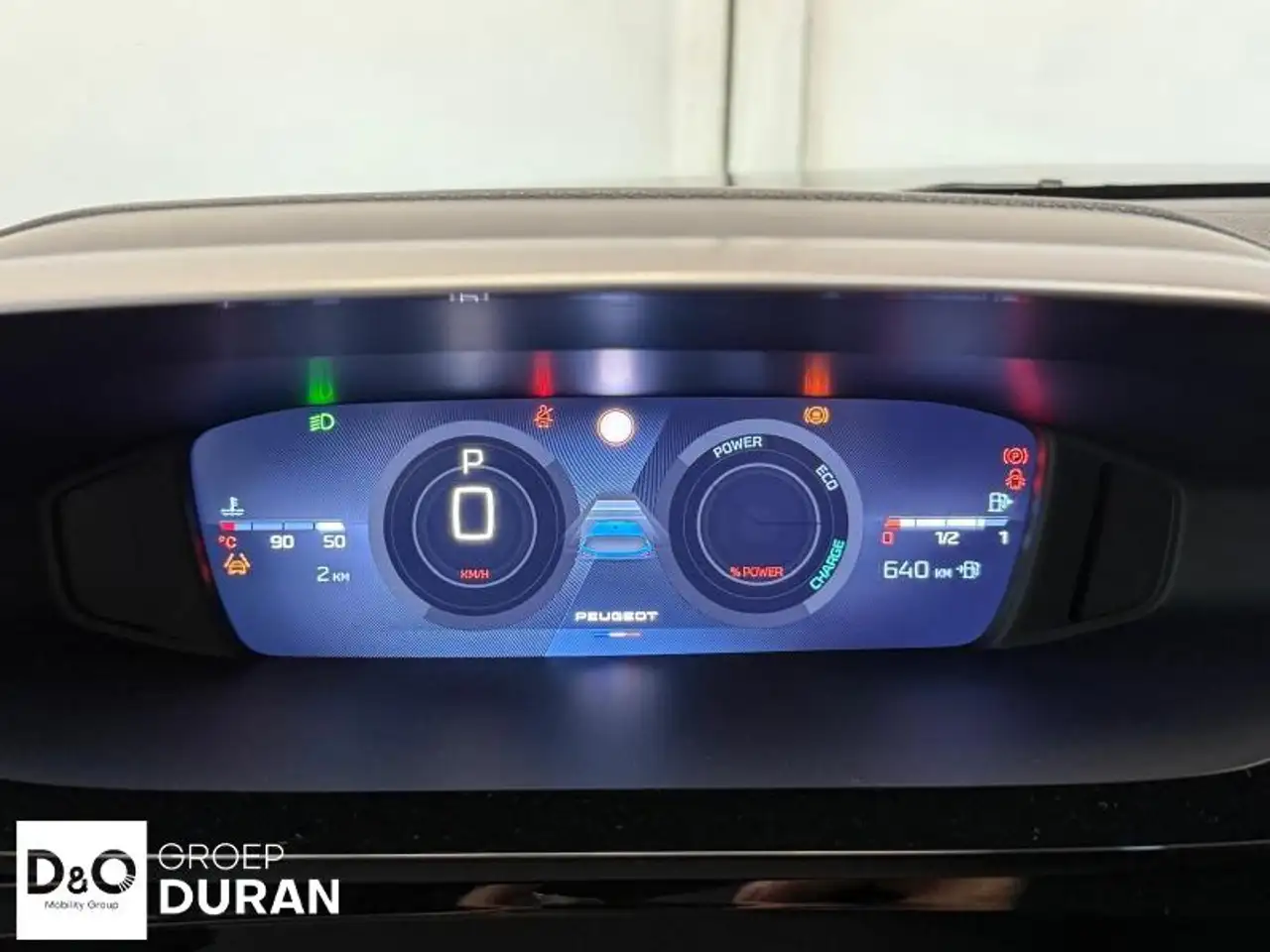 Peugeot 308 - 8