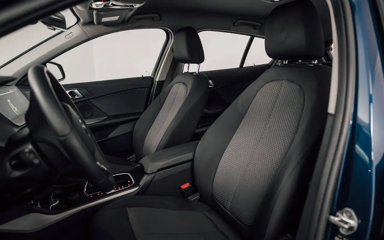 BMW 118 - 9