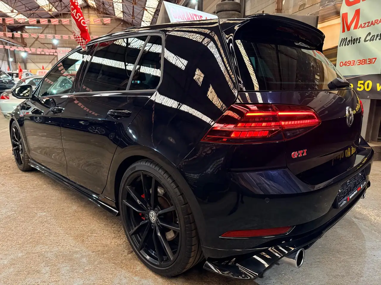 Volkswagen Golf - 13
