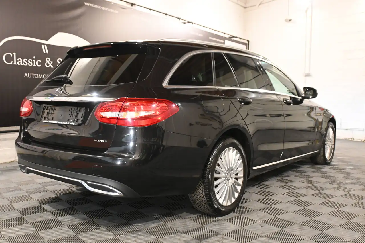 Mercedes-Benz C 200 - 4