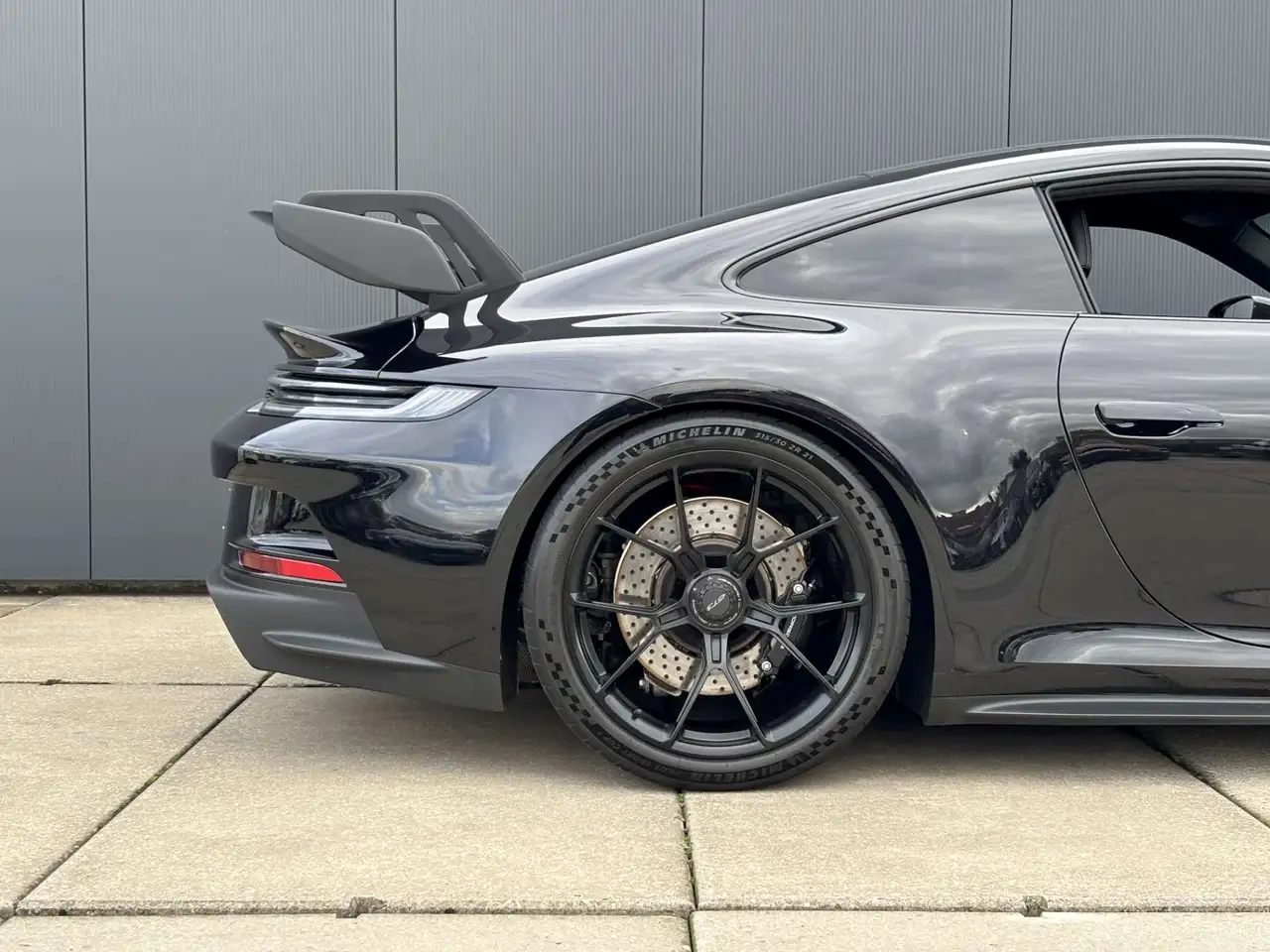 Porsche 992 - 9