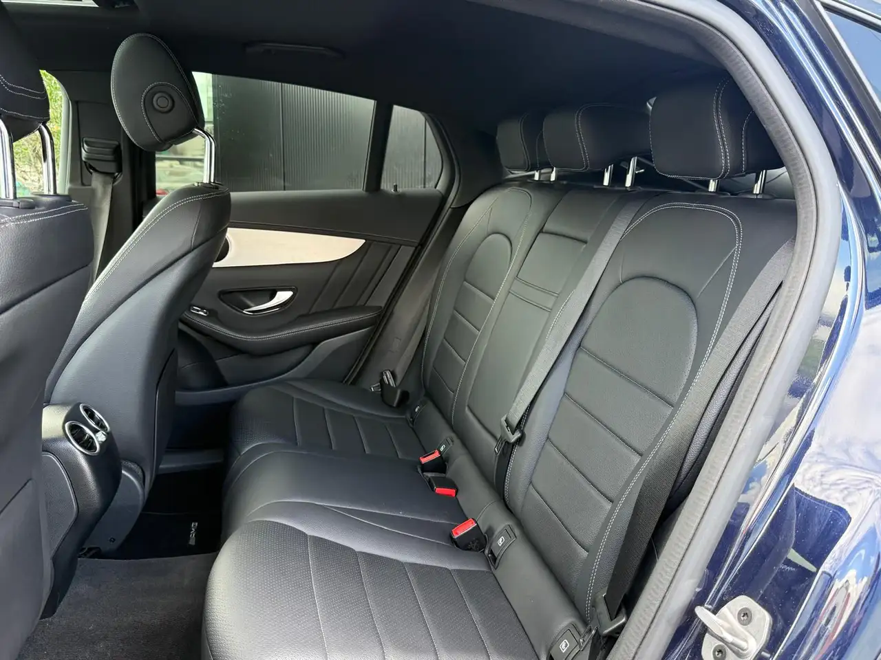 Mercedes-Benz GLC 200 - 11