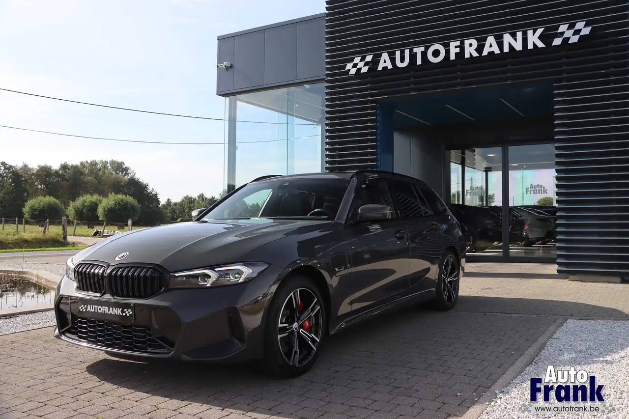 BMW 330 - 3