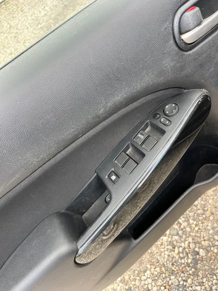 Mazda 2 - 9