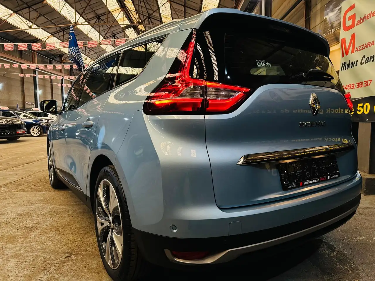 Renault Grand Scenic - 14
