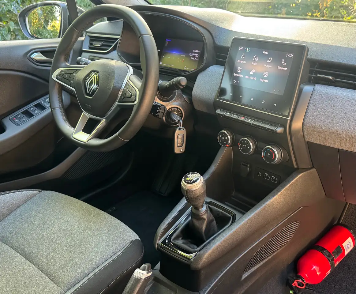 Renault Clio - 9