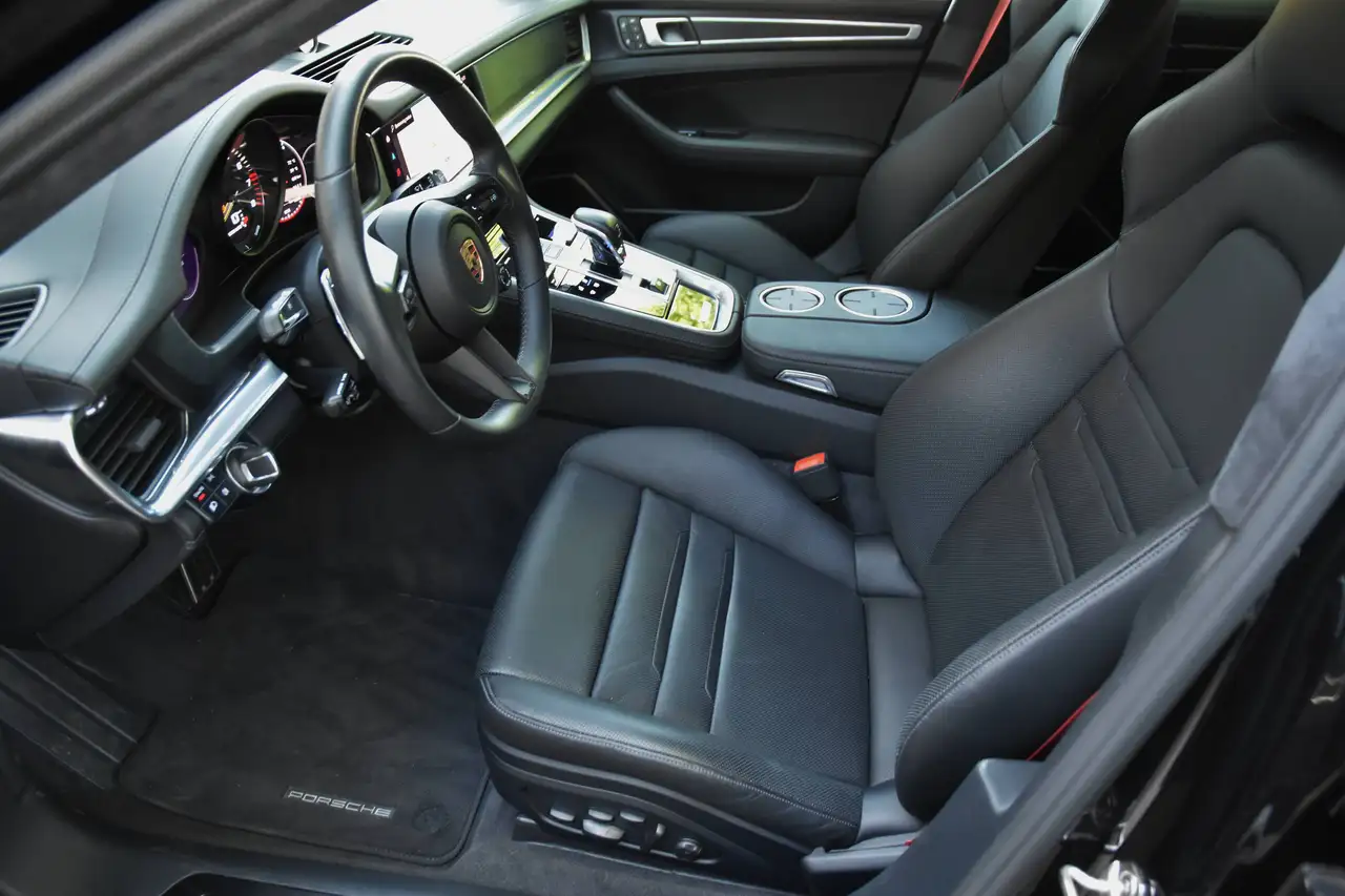 Porsche Panamera - 5