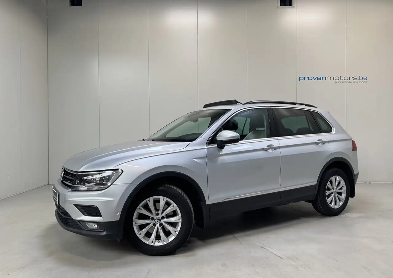 Volkswagen Tiguan - 4