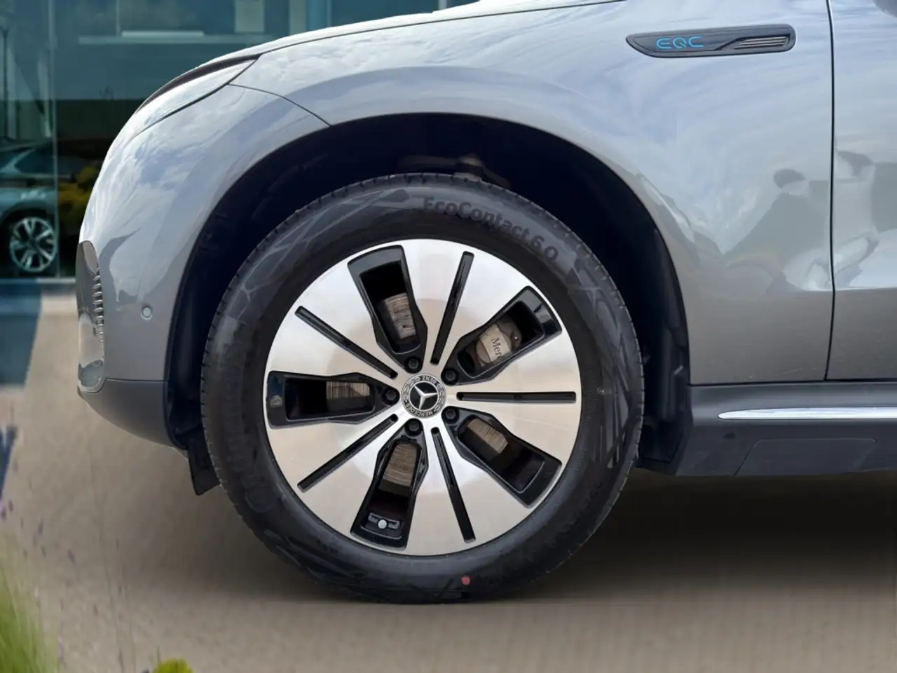 Mercedes-Benz EQC 400 - 9