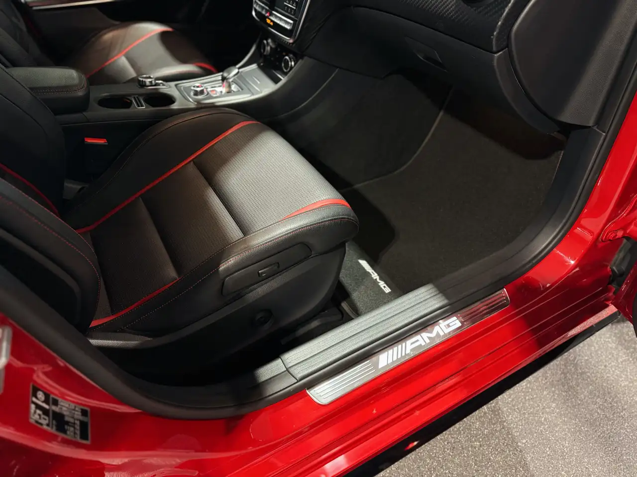 Mercedes-Benz A 45 AMG - 8