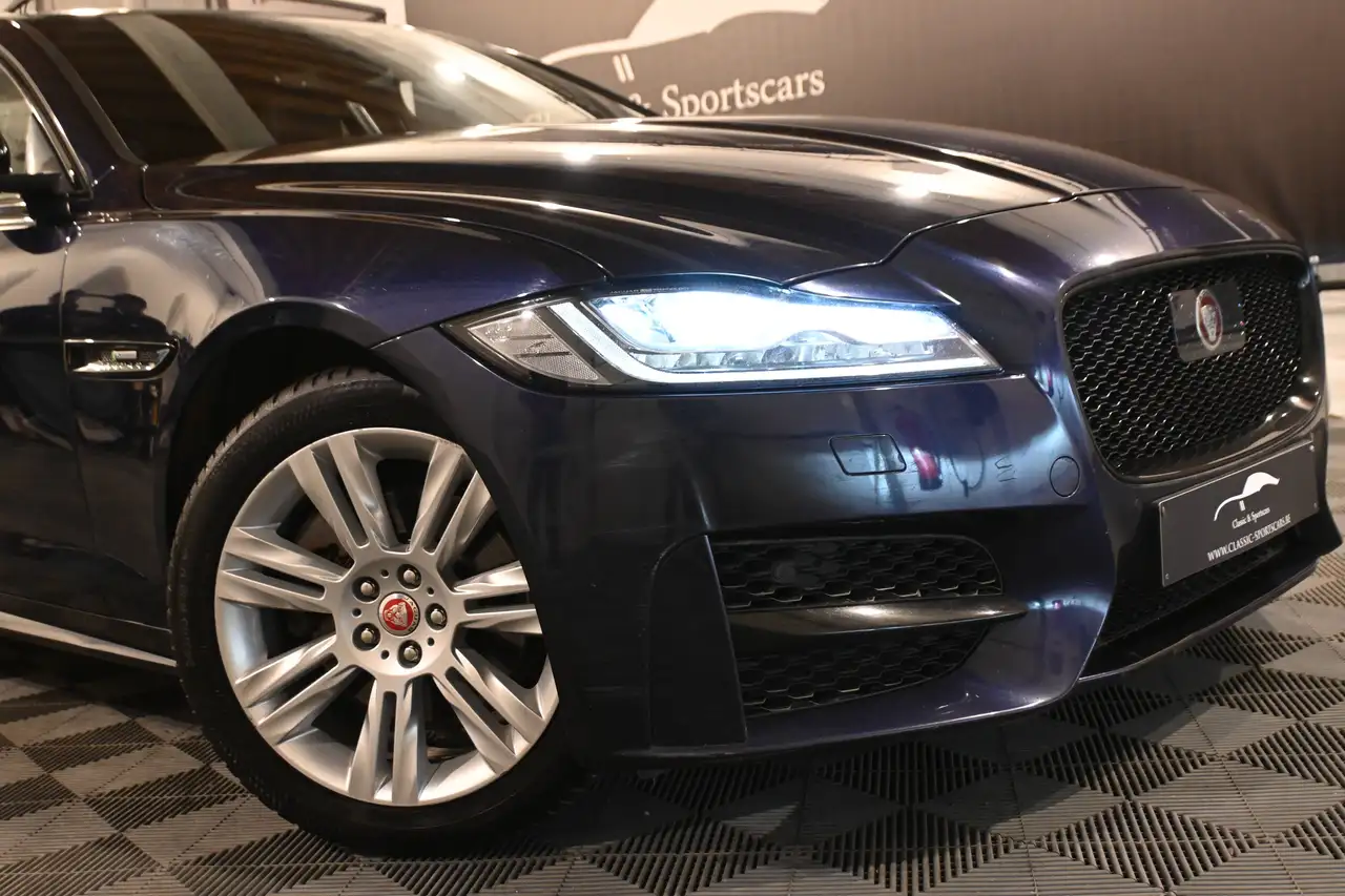 Jaguar XF - 3