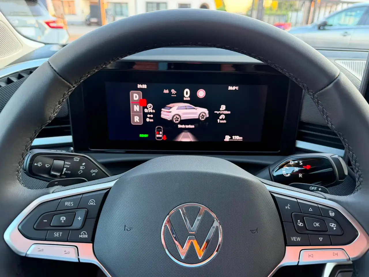 Volkswagen T-Roc - 9