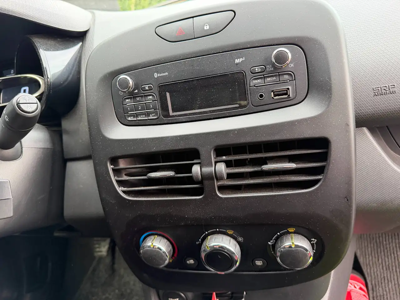 Renault Clio - 12