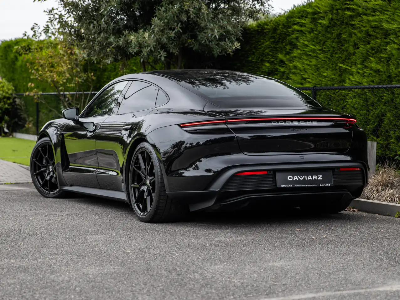 Porsche Taycan - 2