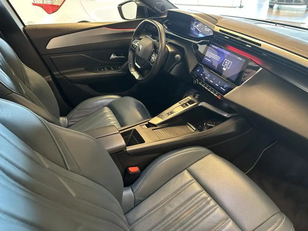 Peugeot 408 - 2