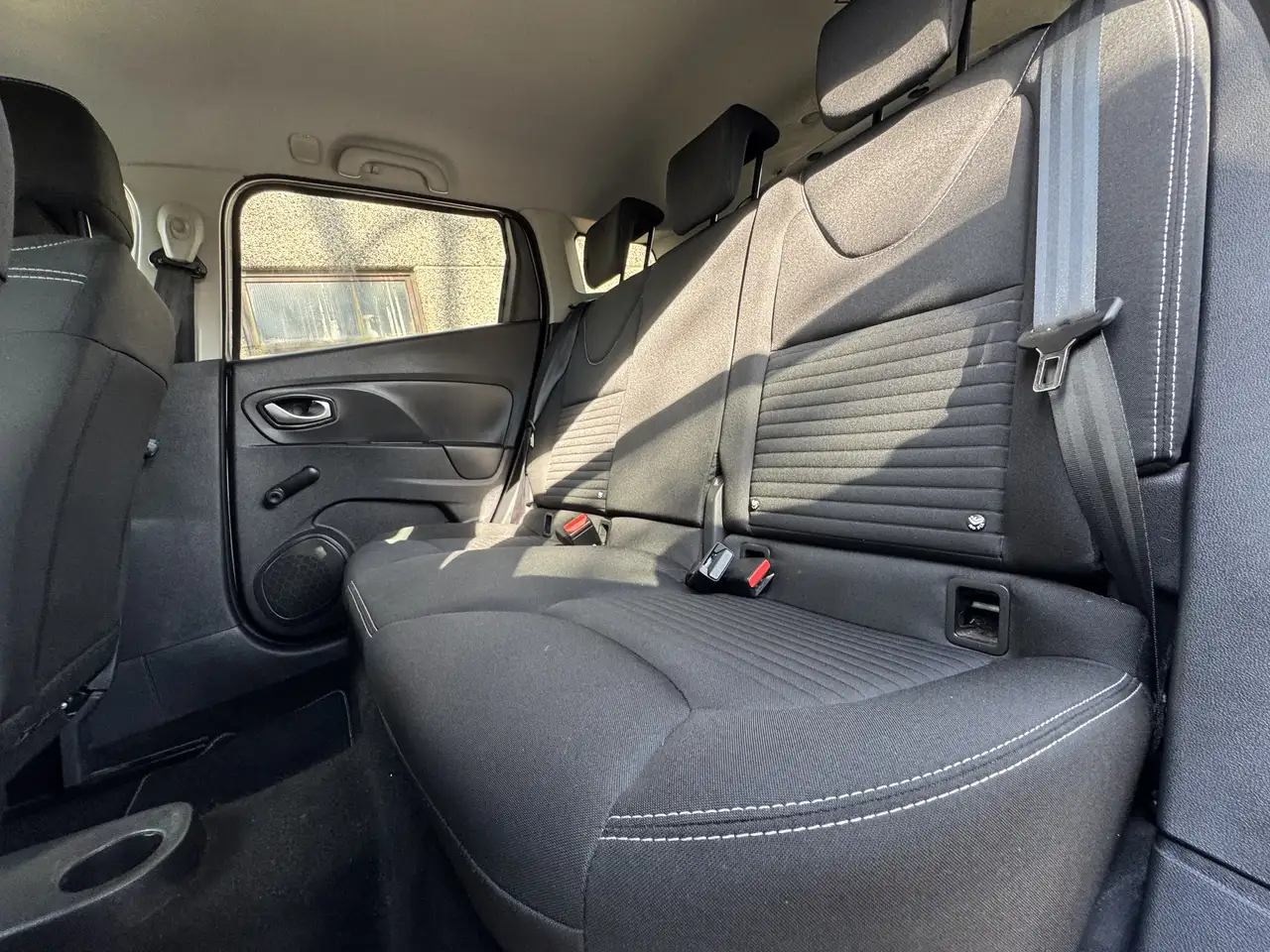 Renault Clio - 11