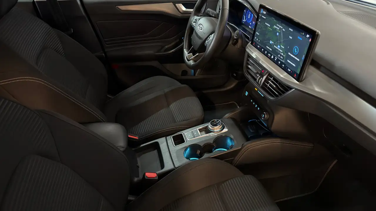 Ford Focus - 9