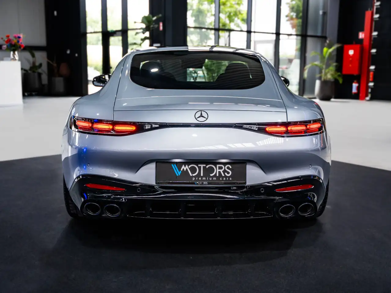 Mercedes-Benz AMG GT - 4