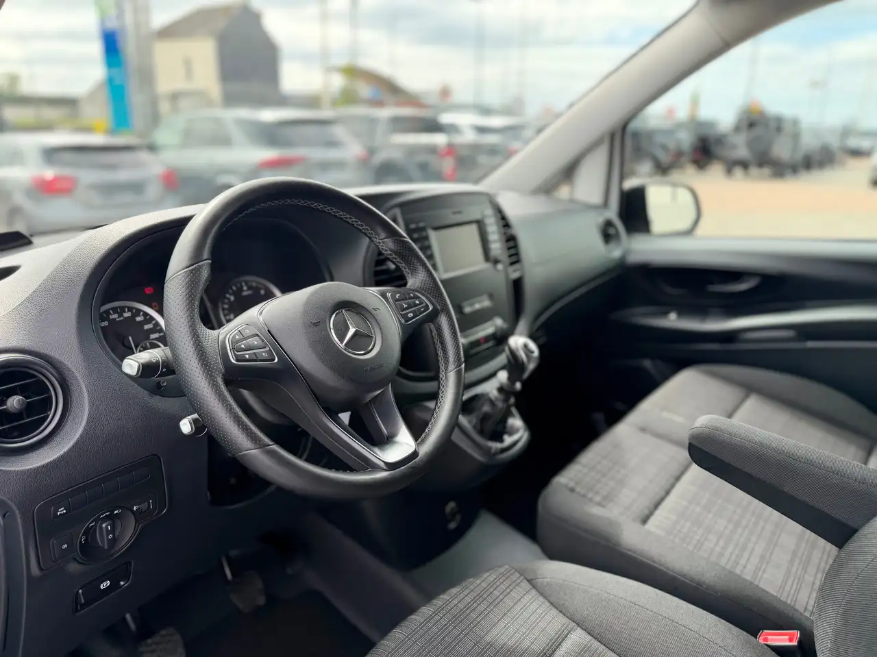 Mercedes-Benz Vito - 8