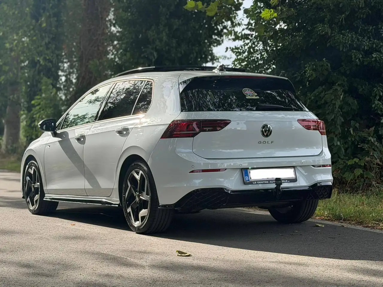Volkswagen Golf - 2
