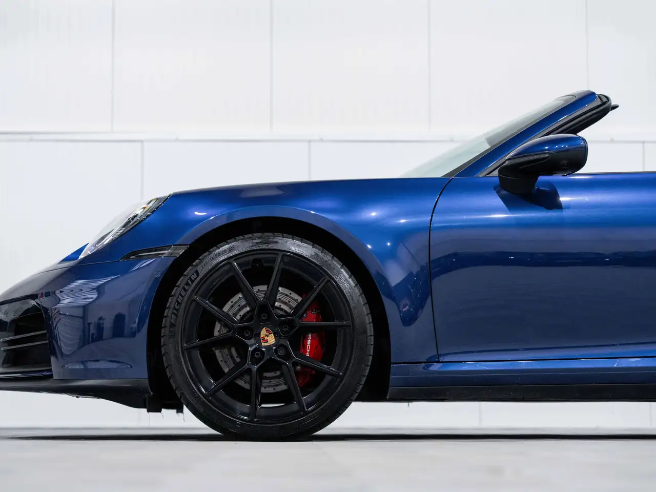Porsche 992 - 4