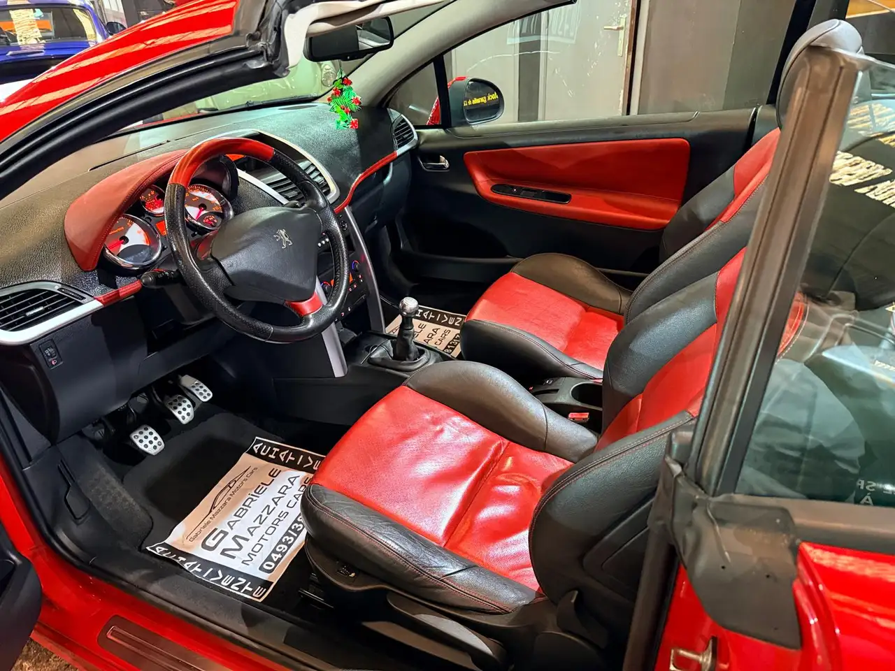 Peugeot 207 - 11