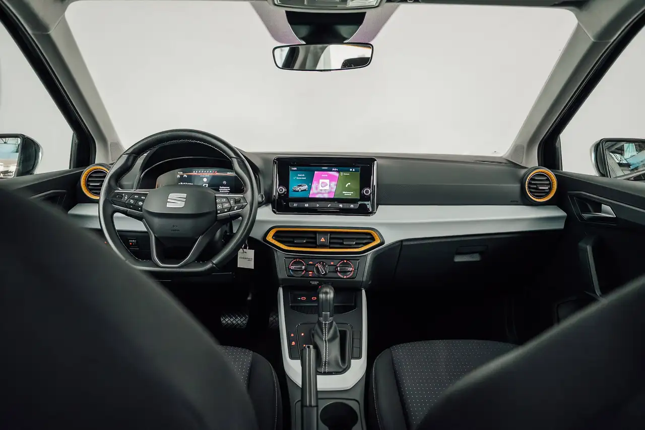 SEAT Arona - 11
