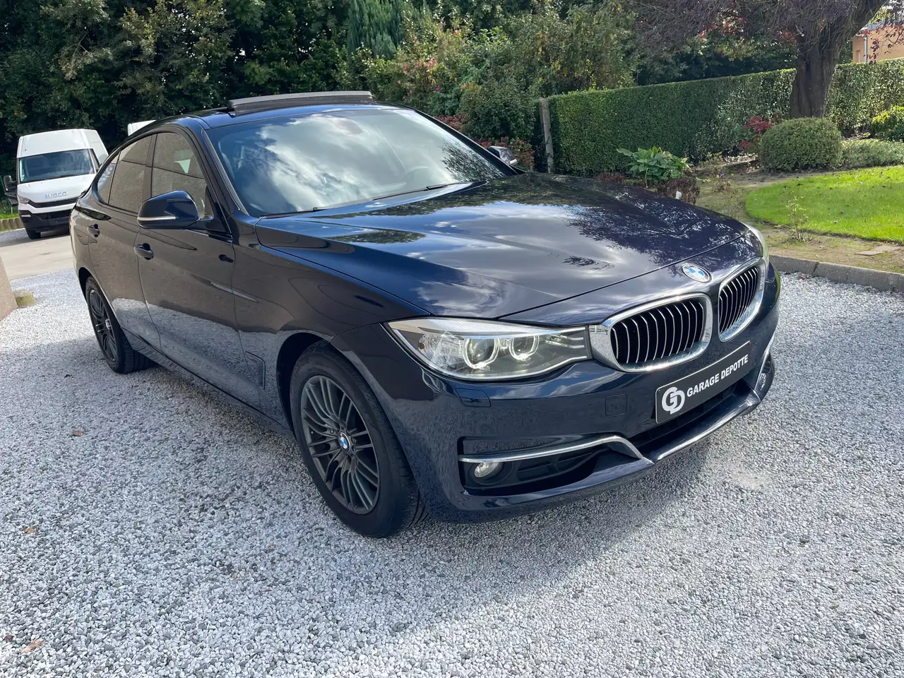 BMW 318 - 8
