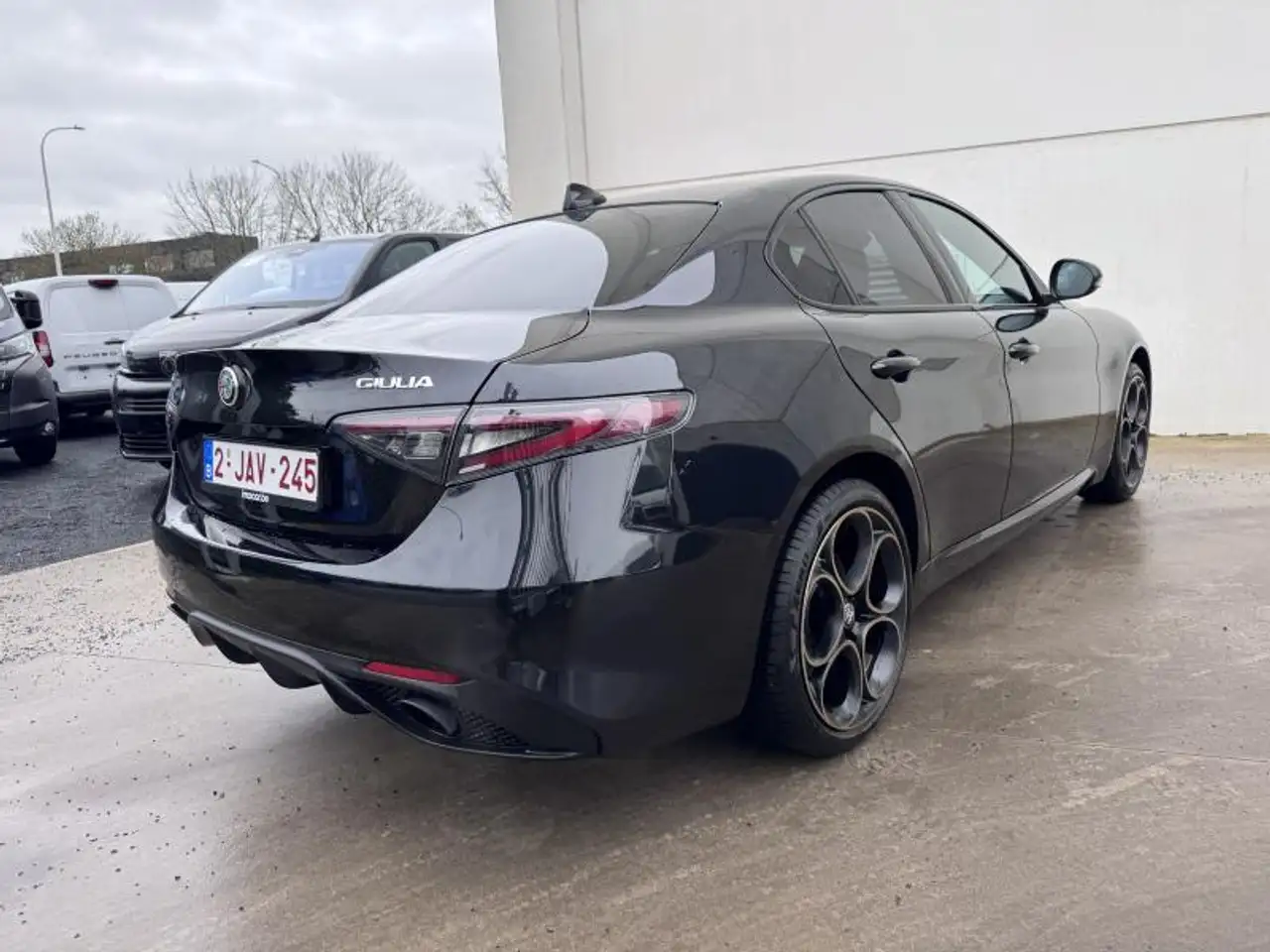 Alfa Romeo Giulia - 4