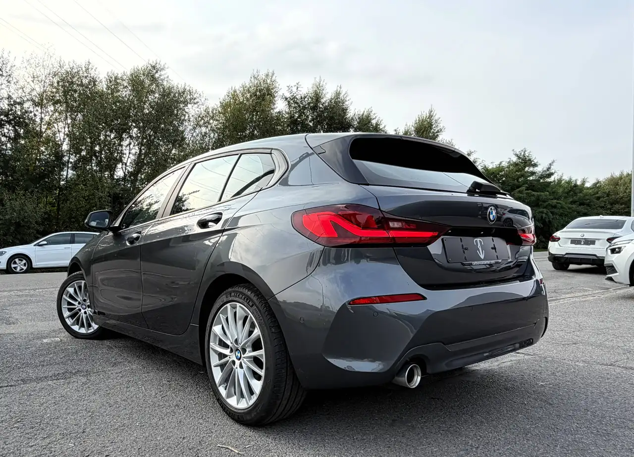 BMW 118 - 6