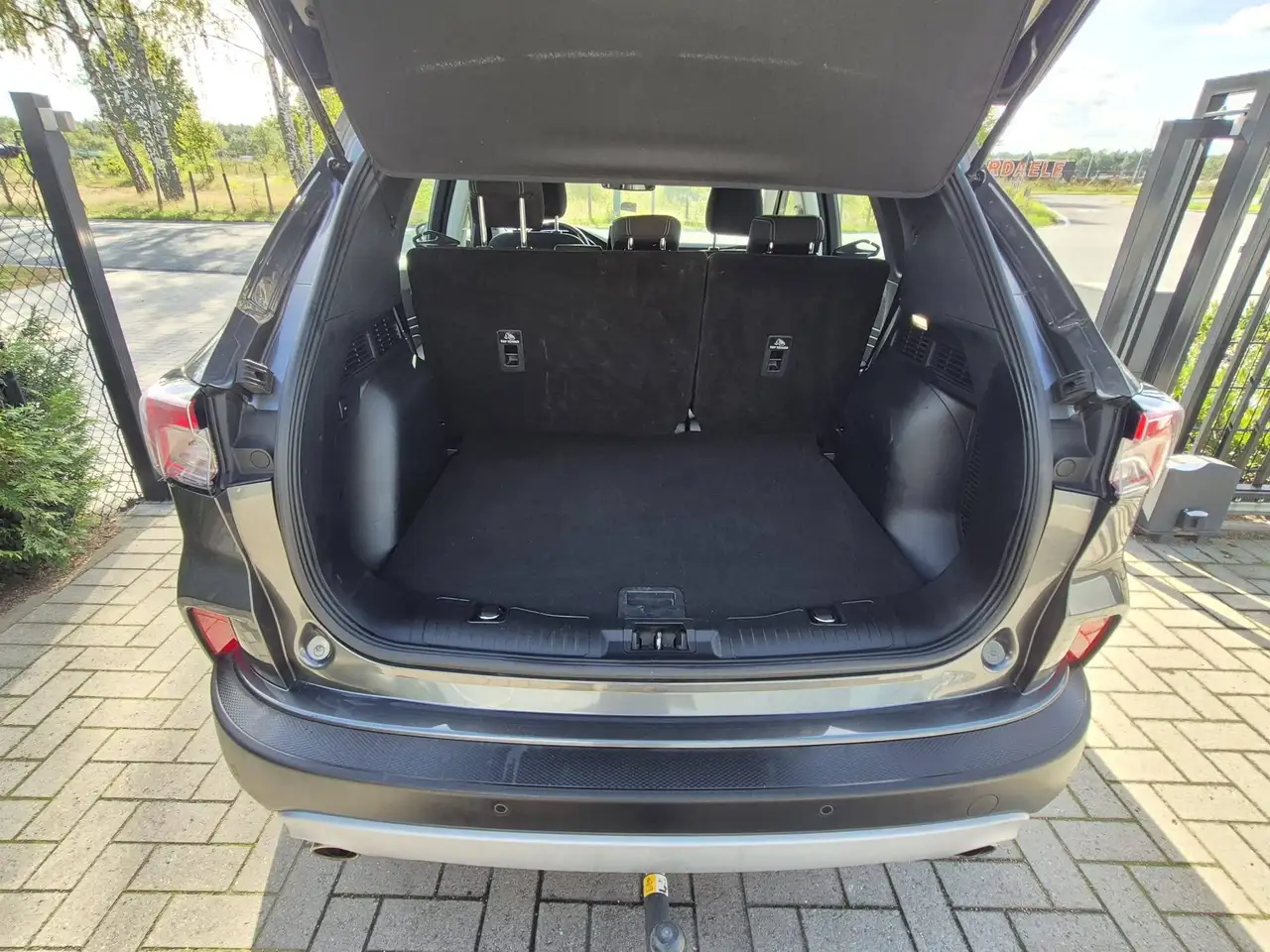 Ford Kuga - 12