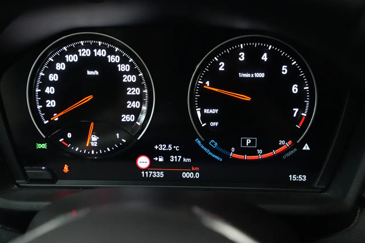 BMW X1 - 10
