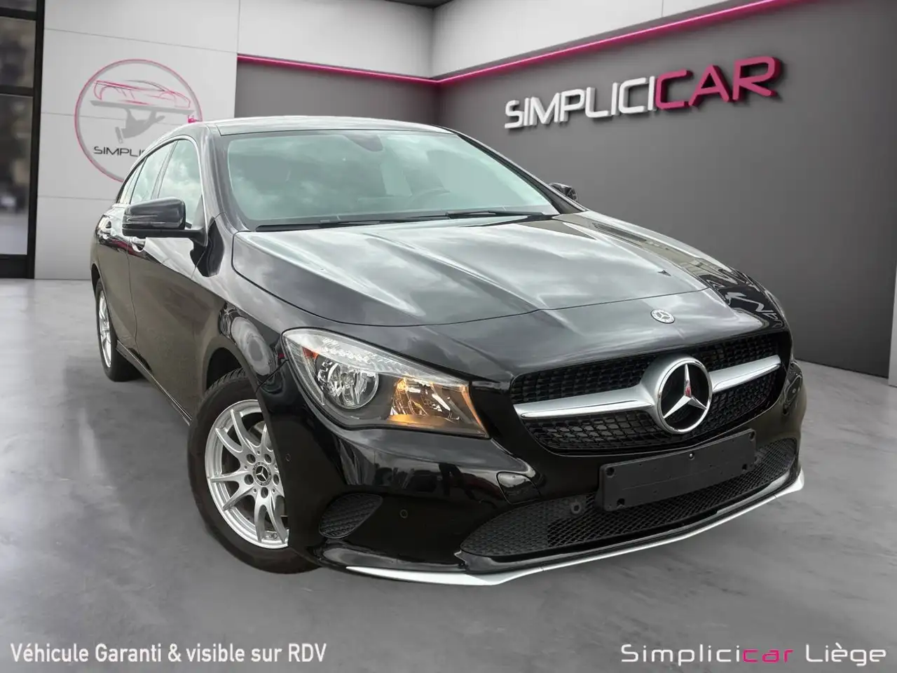 Mercedes-Benz CLA 200 - 1