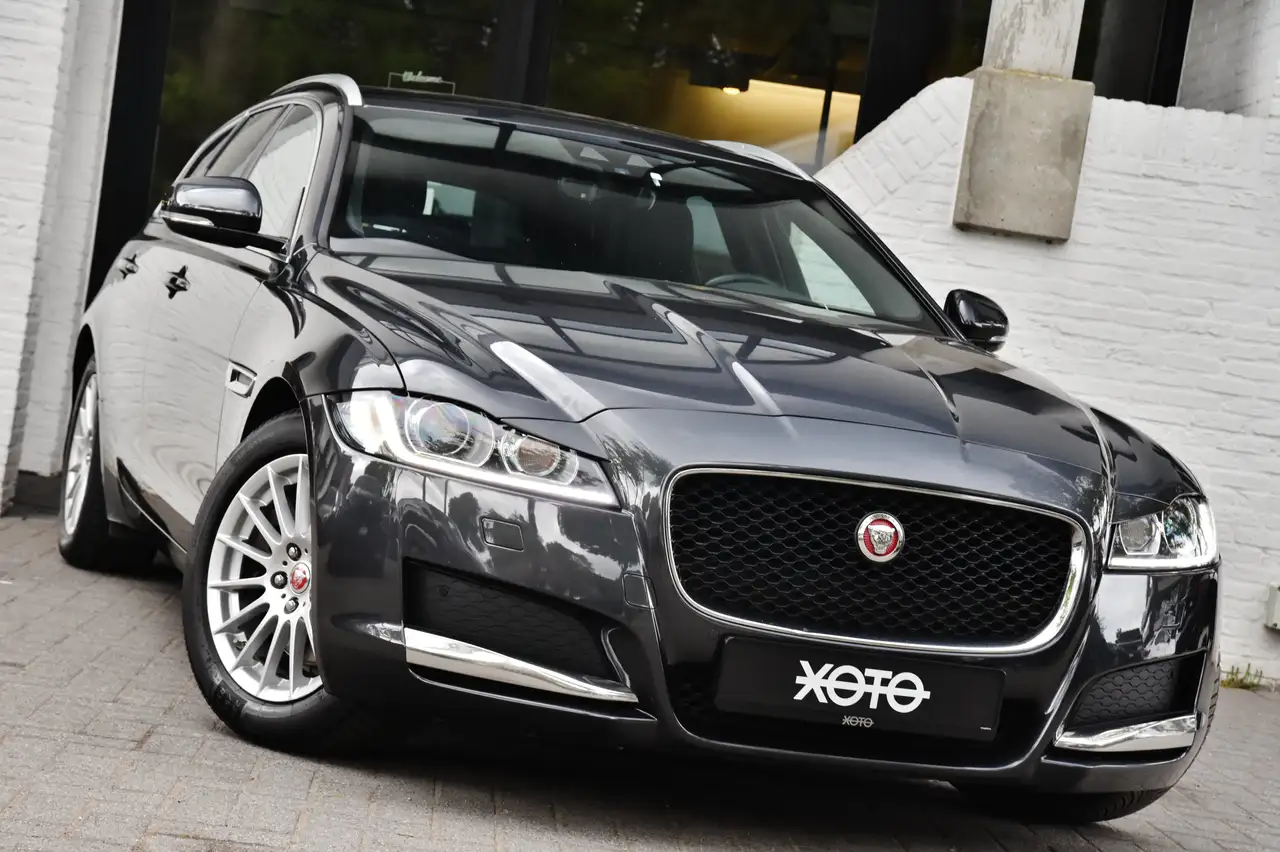 Jaguar XF - 2