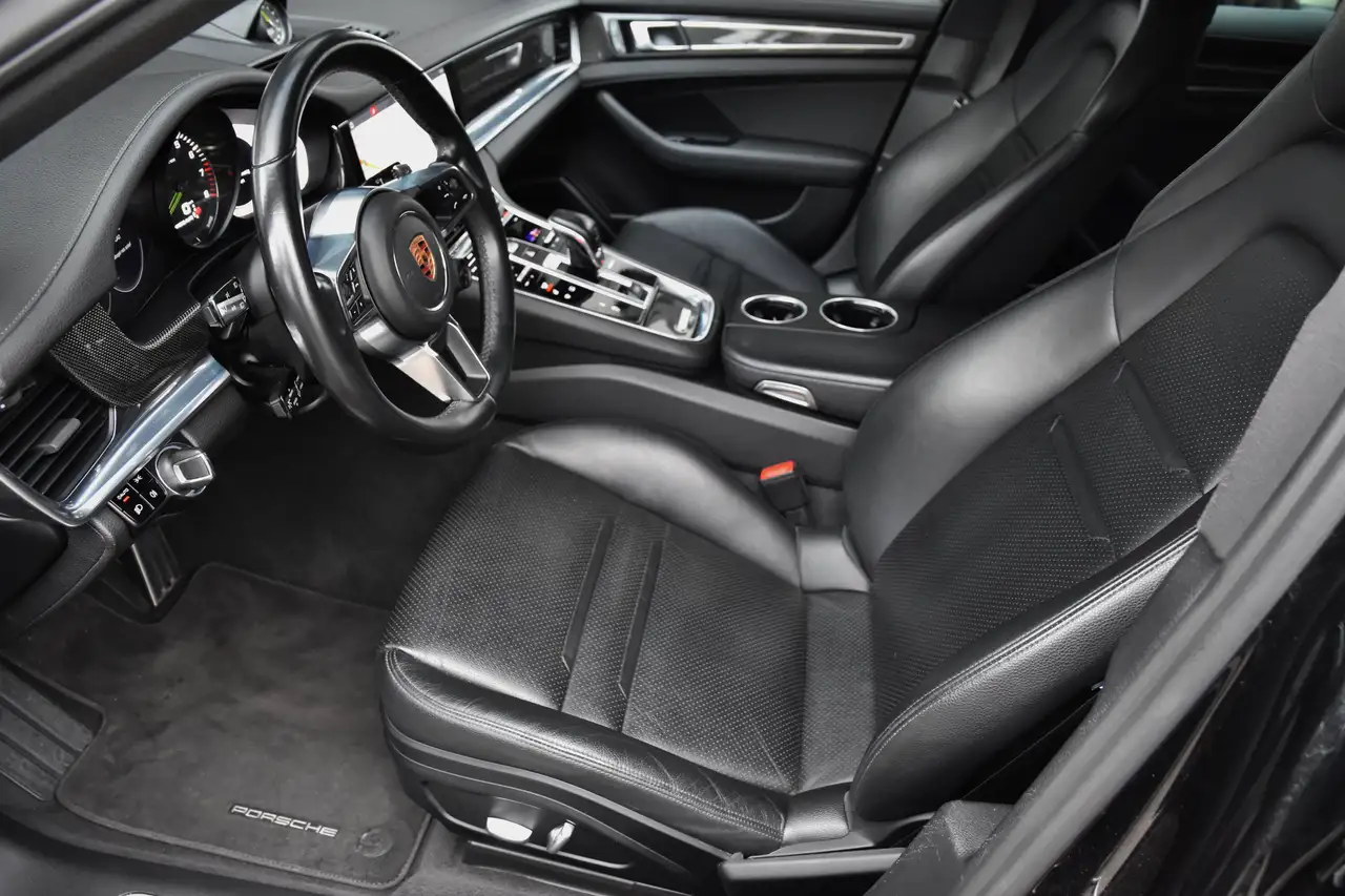 Porsche Panamera - 5