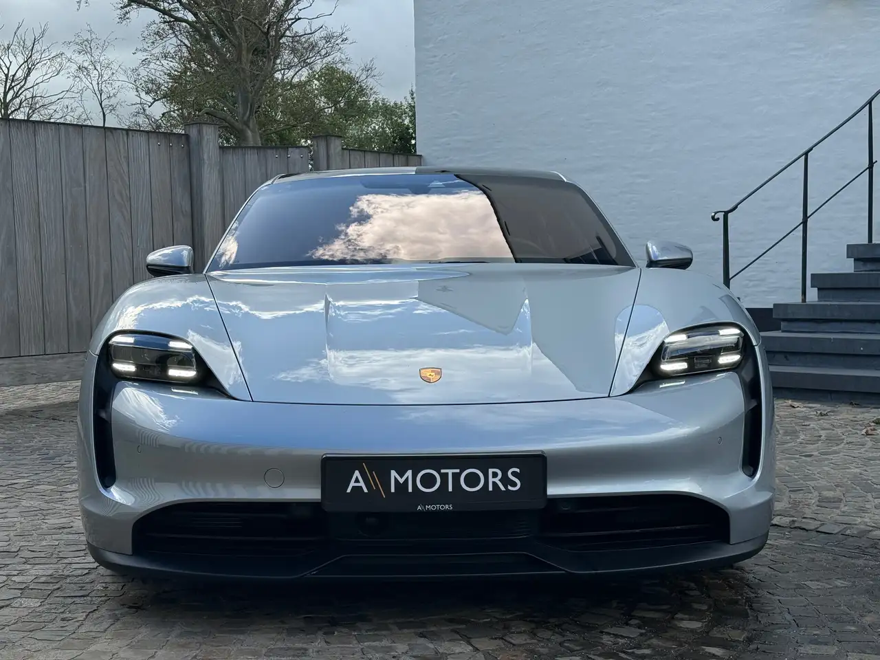 Porsche Taycan - 2
