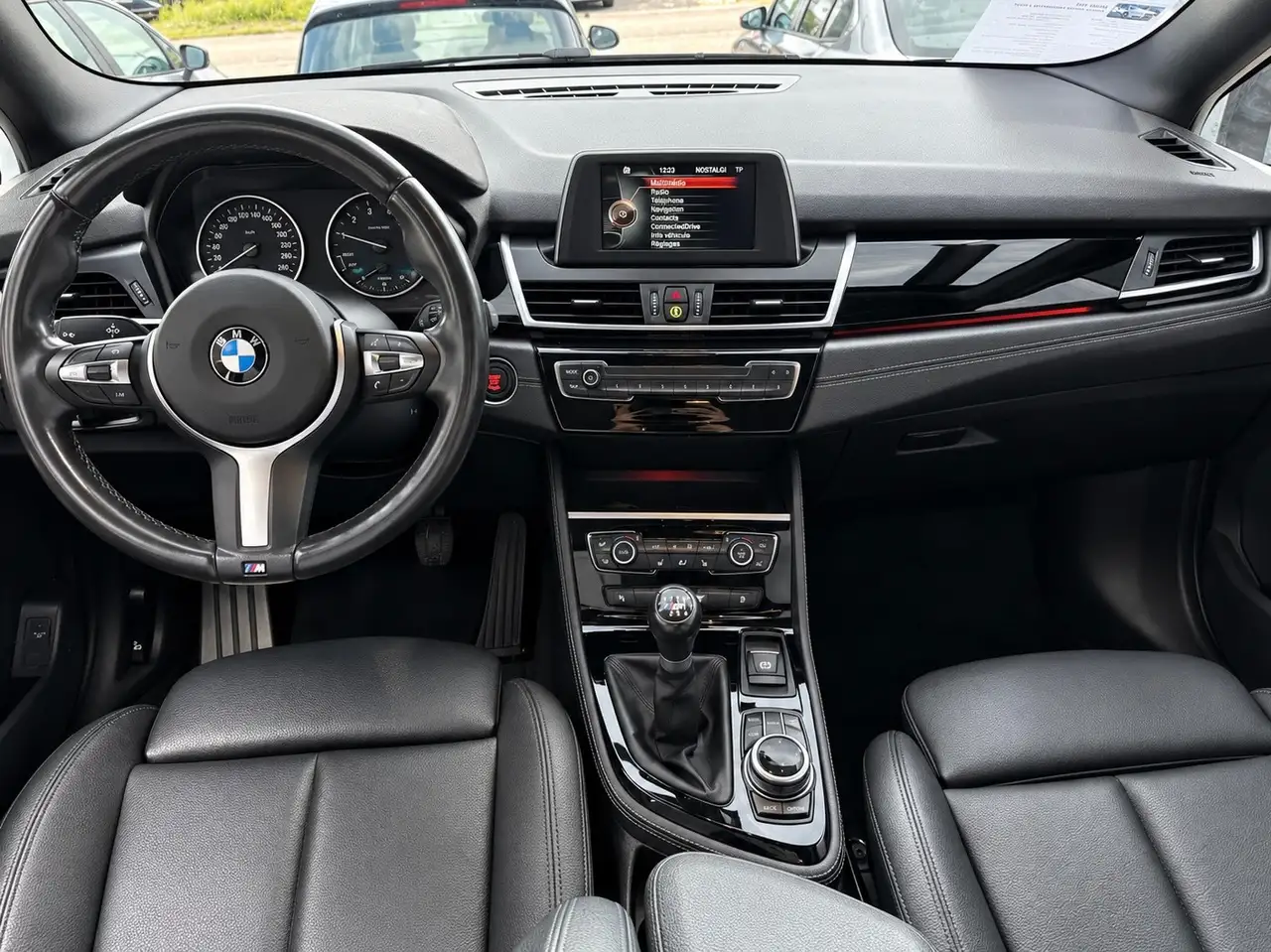 BMW 218 - 7