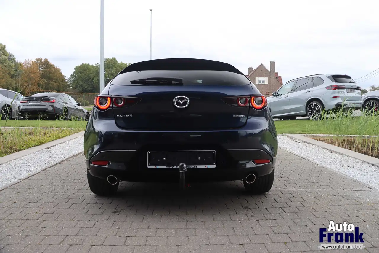 Mazda 3 - 6