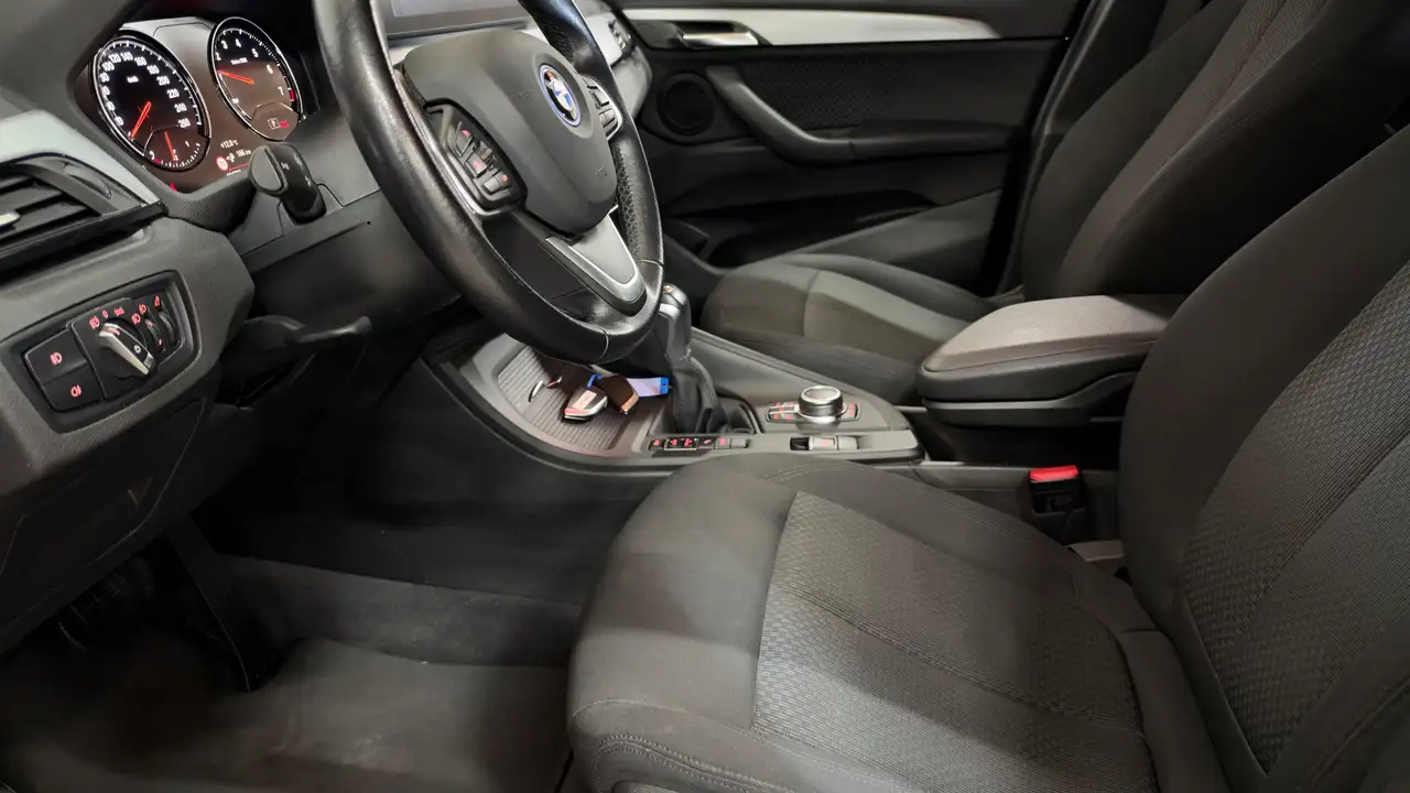 BMW X1 - 8