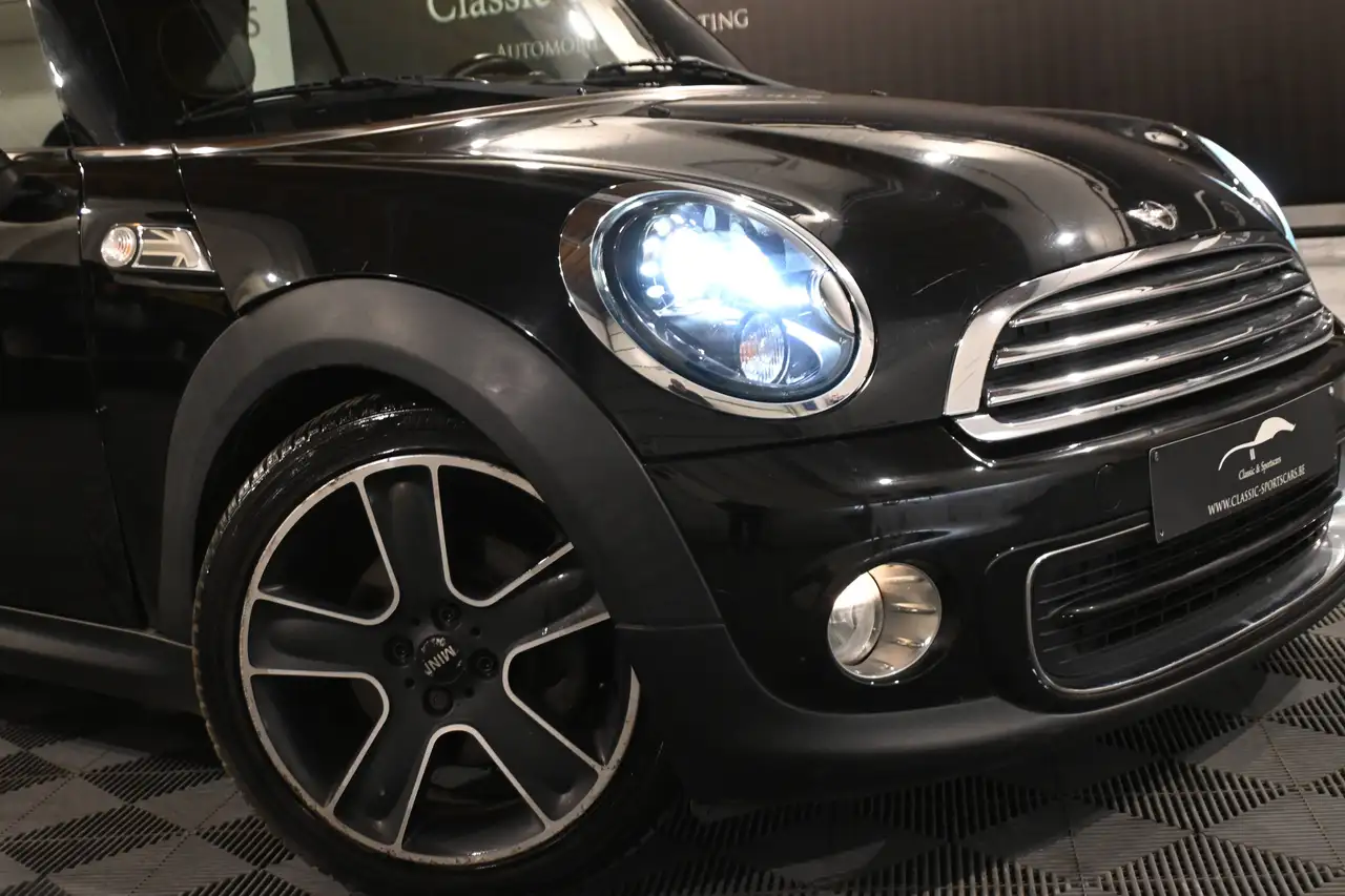 MINI Cooper Cabrio - 4