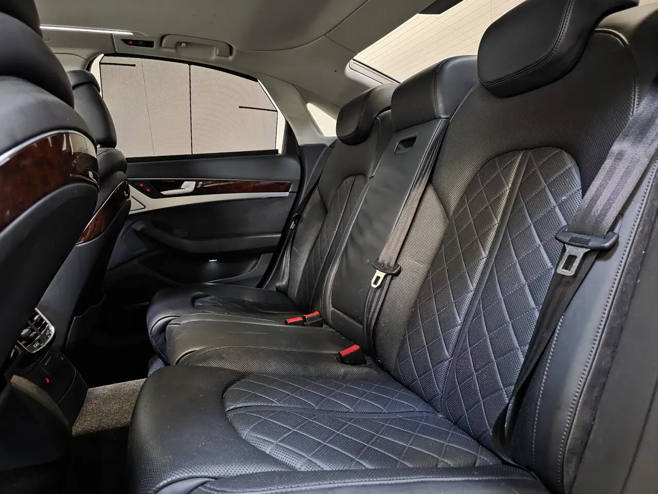 Audi A8 - 10